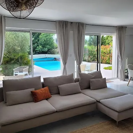 La Des Taillis, 10 Pers