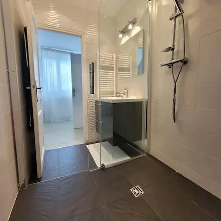 La Des Taillis, 10 Pers