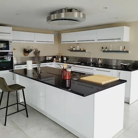 La Des Taillis, 10 Pers *