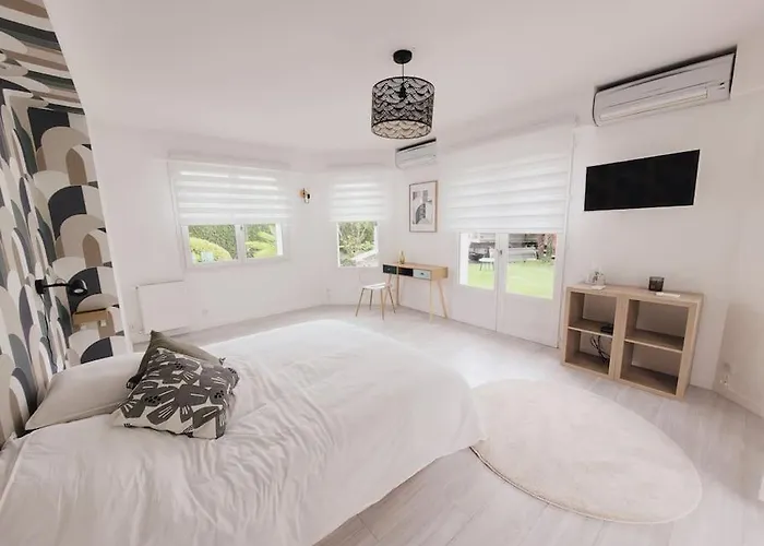 빌라 La Des Taillis, 10 Pers 라차펠리쉬르에드리