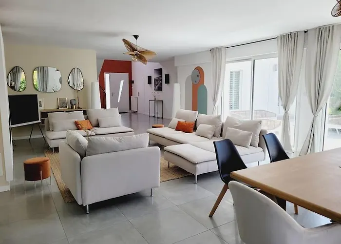 La Des Taillis, 10 Pers